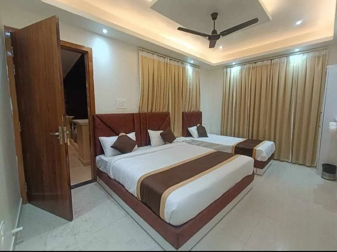 Family Stay Ayodhya